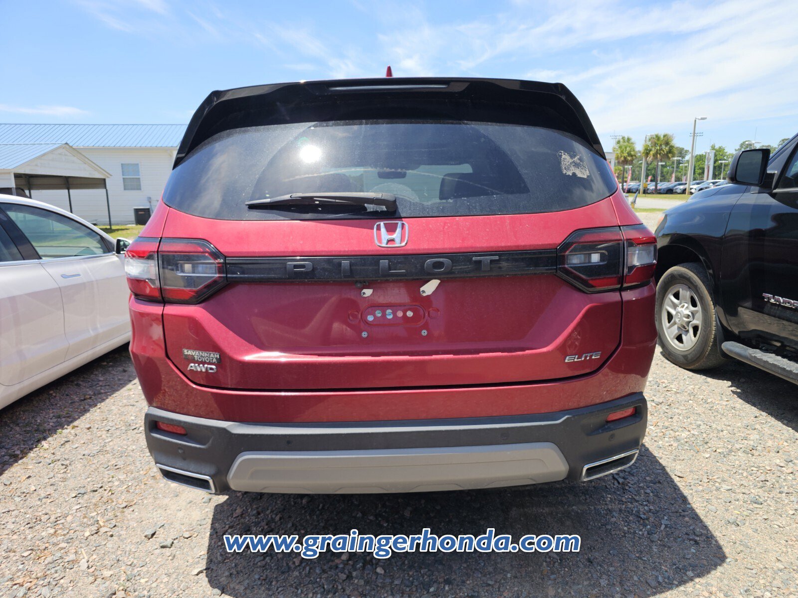 Used 2023 Honda Pilot Elite image 8