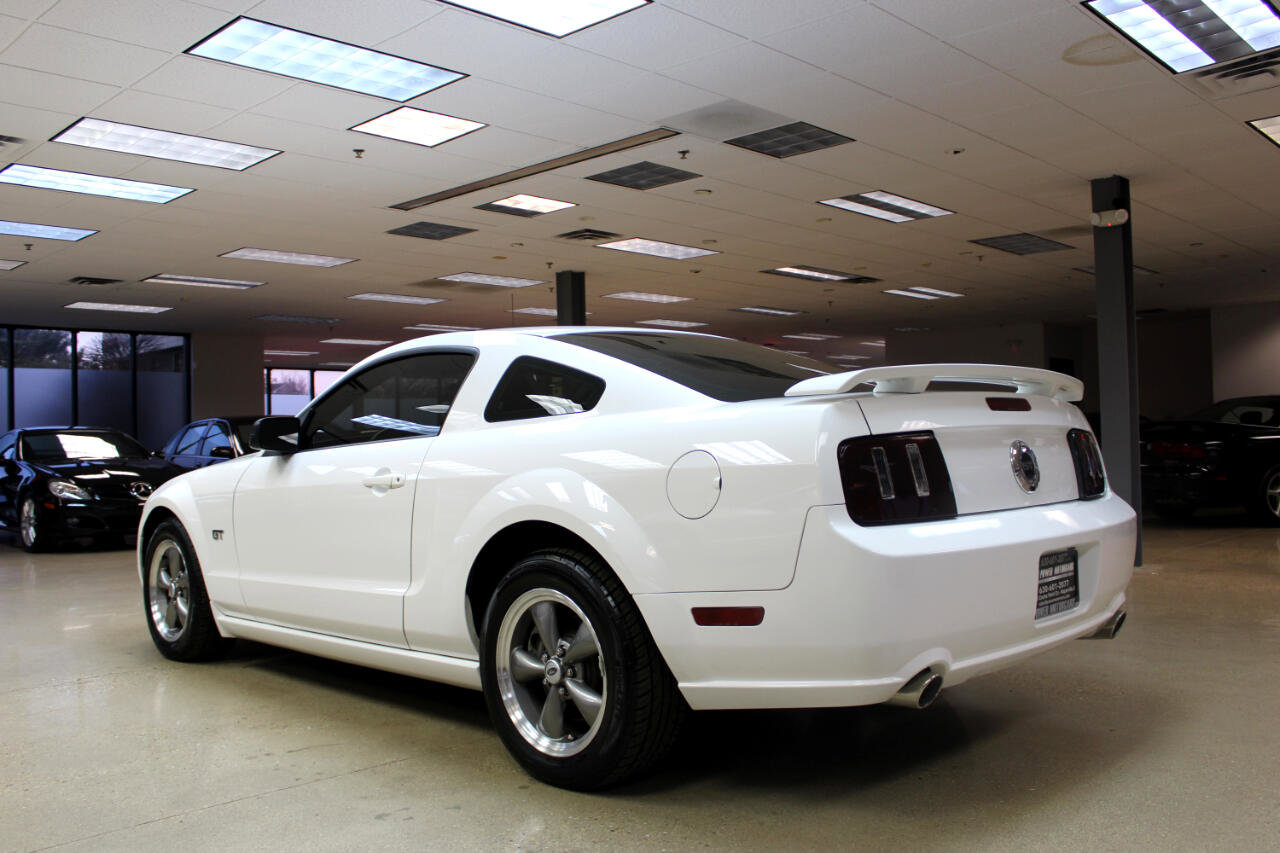 Used 2005 Ford Mustang GT image 18