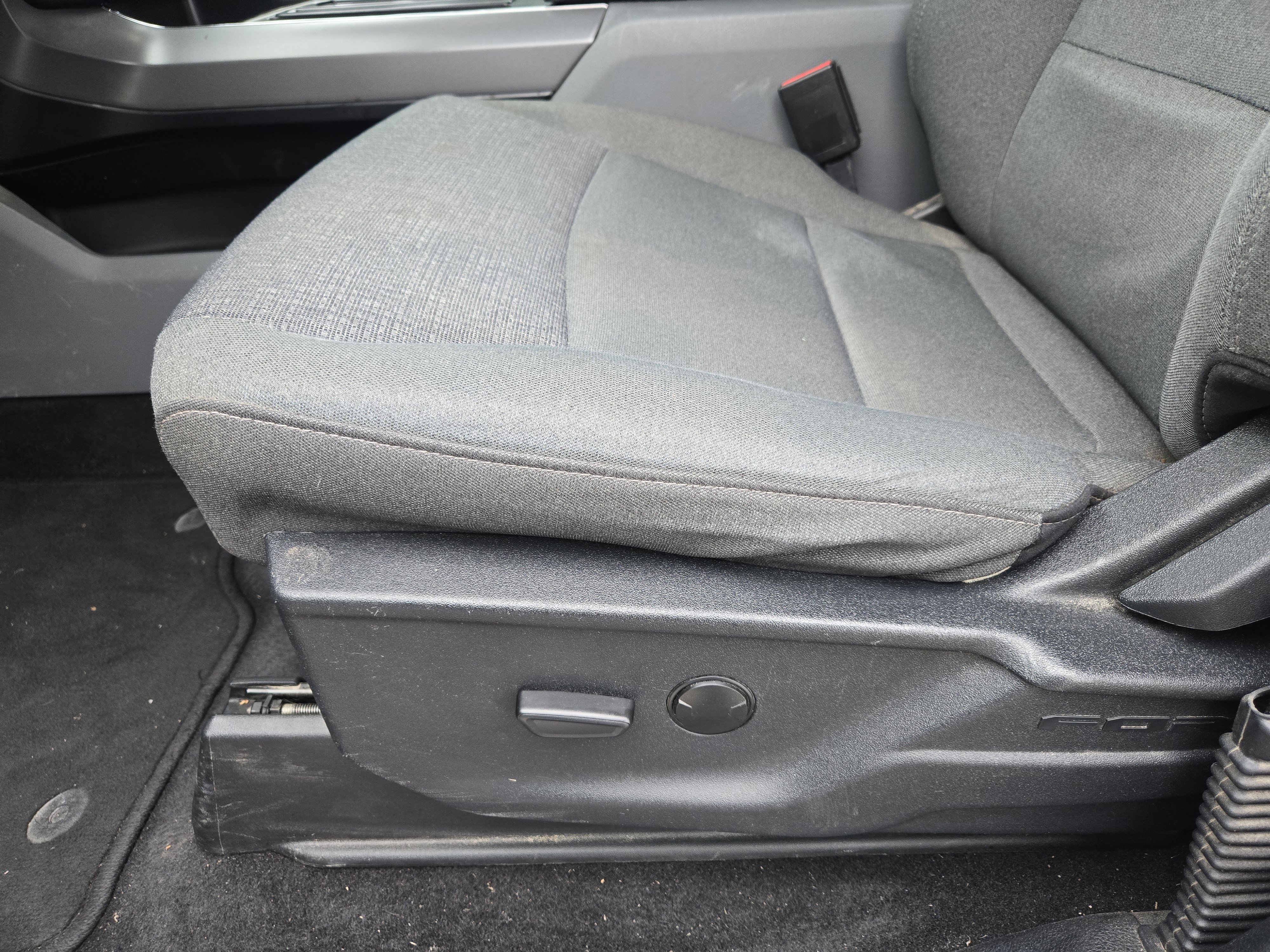 Used 2024 Ford F150 XLT w/ Mobile Office Package image 27