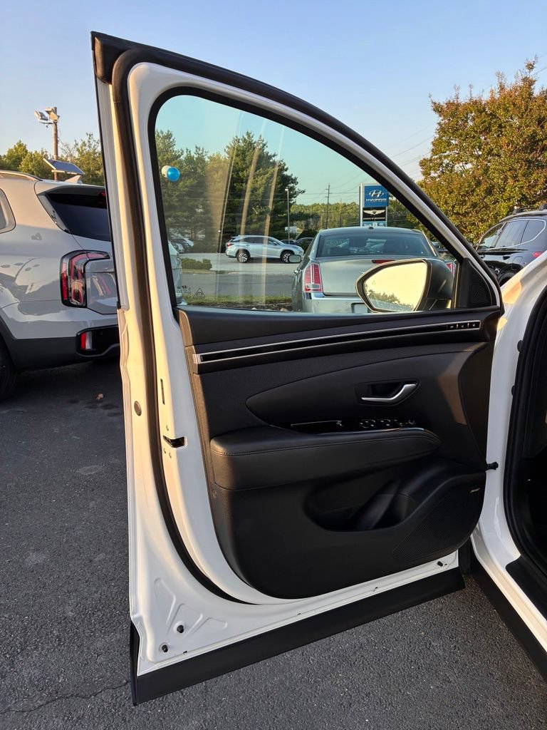 Used 2024 Hyundai Tucson Limited AWD/4WD image 45
