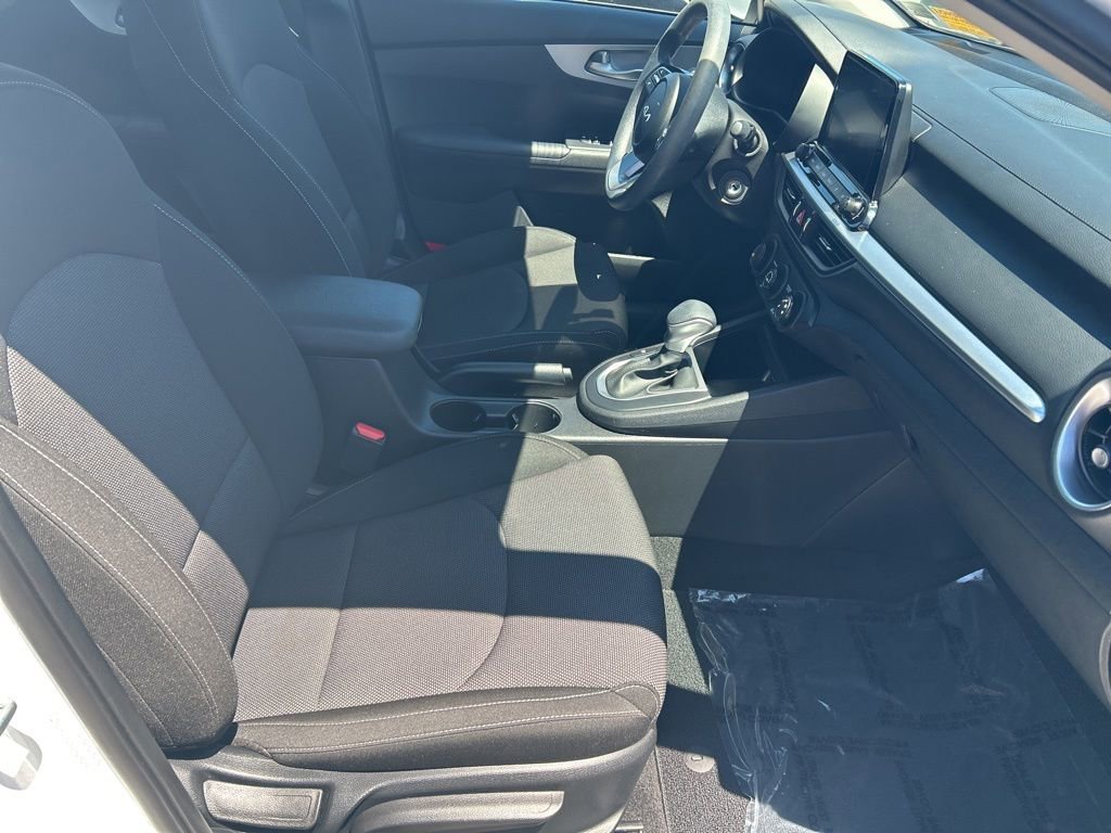Used 2023 Kia Forte LXS FWD image 23
