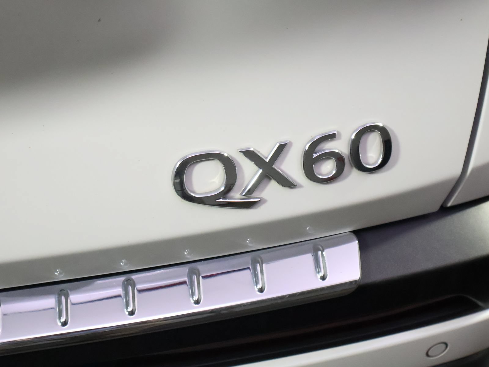 Used 2024 INFINITI QX60 Autograph AWD/4WD image 11
