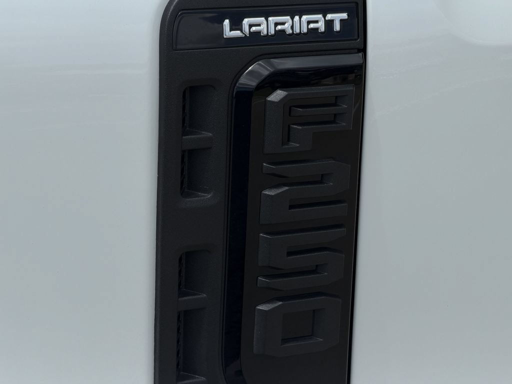 Used 2024 Ford F250 Lariat w/ Lariat Ultimate Package AWD/4WD image 12