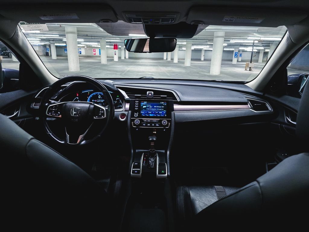 Used 2020 Honda Civic EX-L image 3