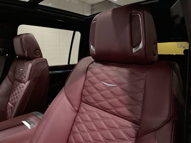 New 2026 Cadillac Escalade ESV Luxury w/ Touring Package image 20