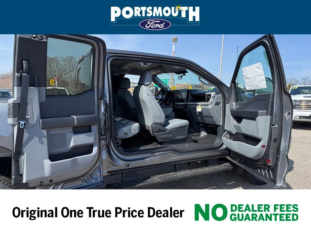 New 2026 Ford F250 XL w/ FX4 Off-Road Package image 10