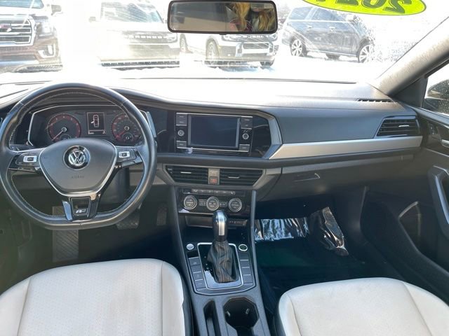 Used 2021 Volkswagen Jetta R-Line w/ R-Line Cold Weather Package image 12