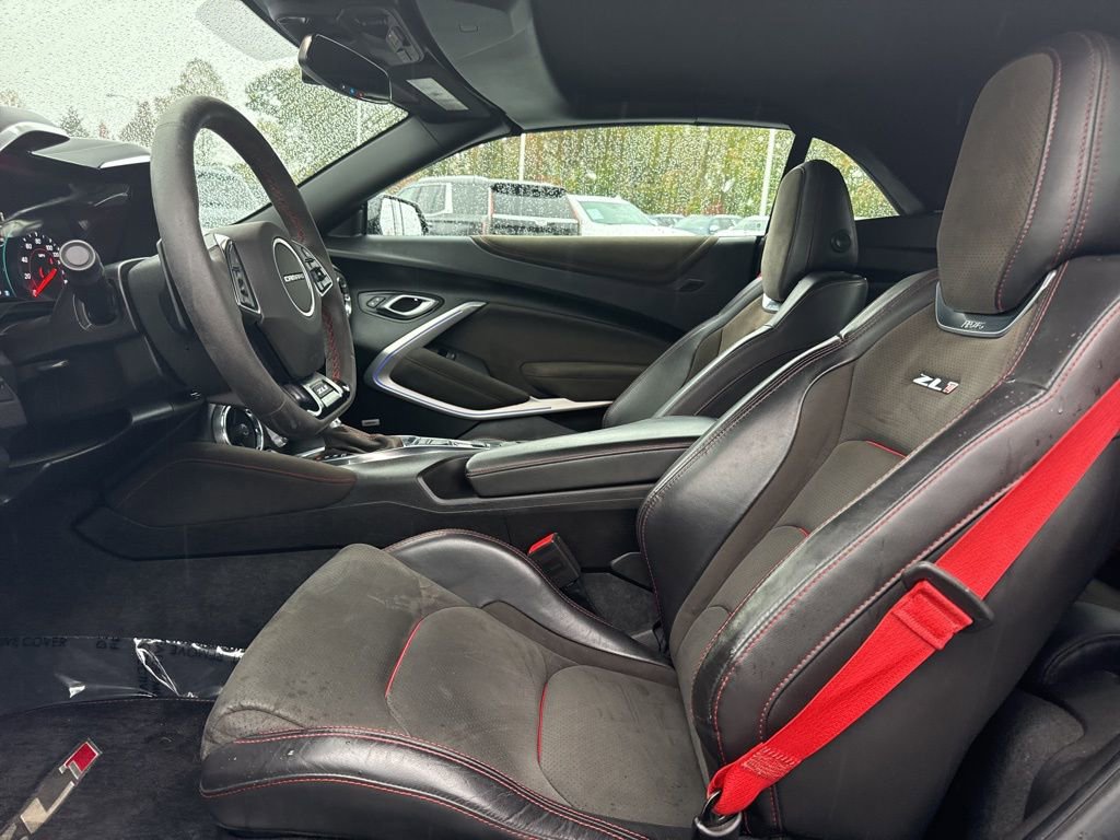 Used 2018 Chevrolet Camaro ZL1 image 9
