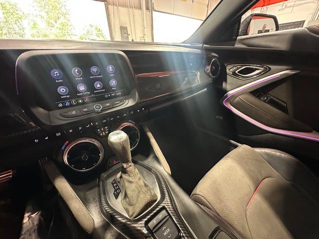 Used 2022 Chevrolet Camaro ZL1 RWD image 23