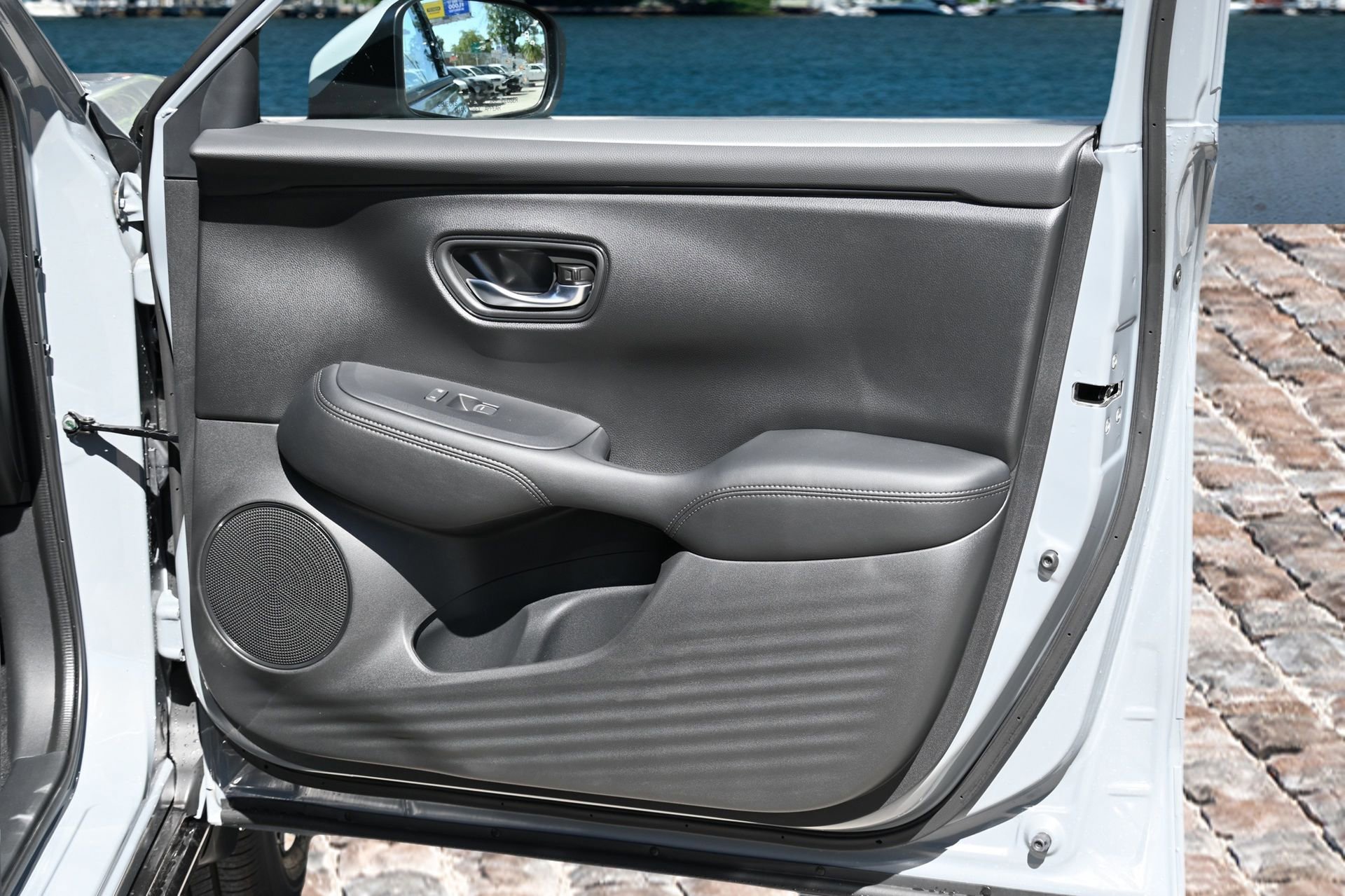 New 2026 Honda HR-V EX-L image 12