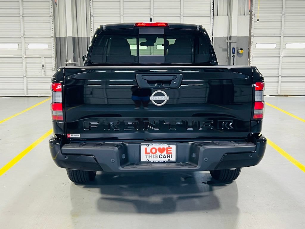 New 2027 Nissan Frontier SV RWD image 14