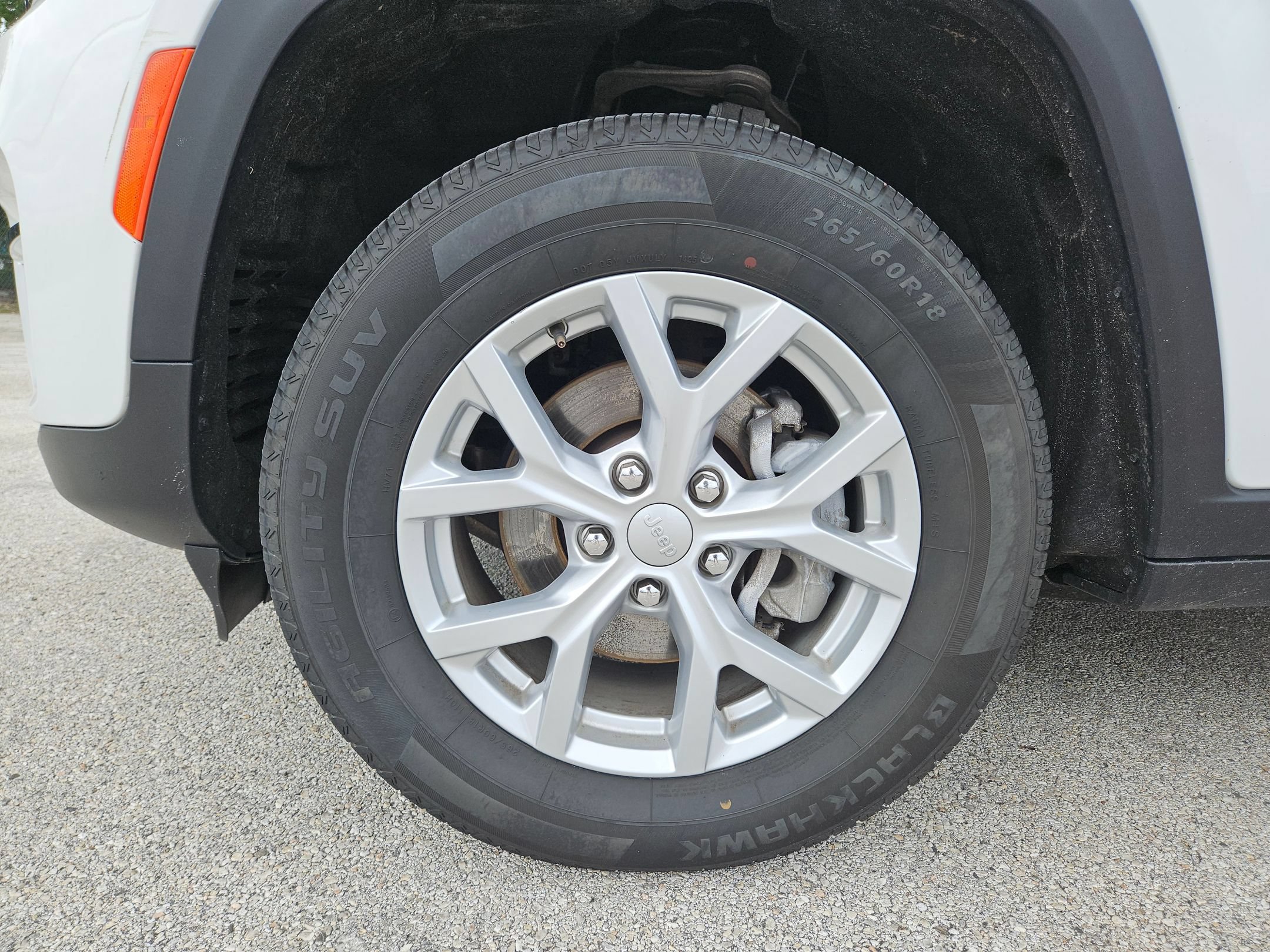 Used 2023 Jeep Grand Cherokee Limited RWD image 31