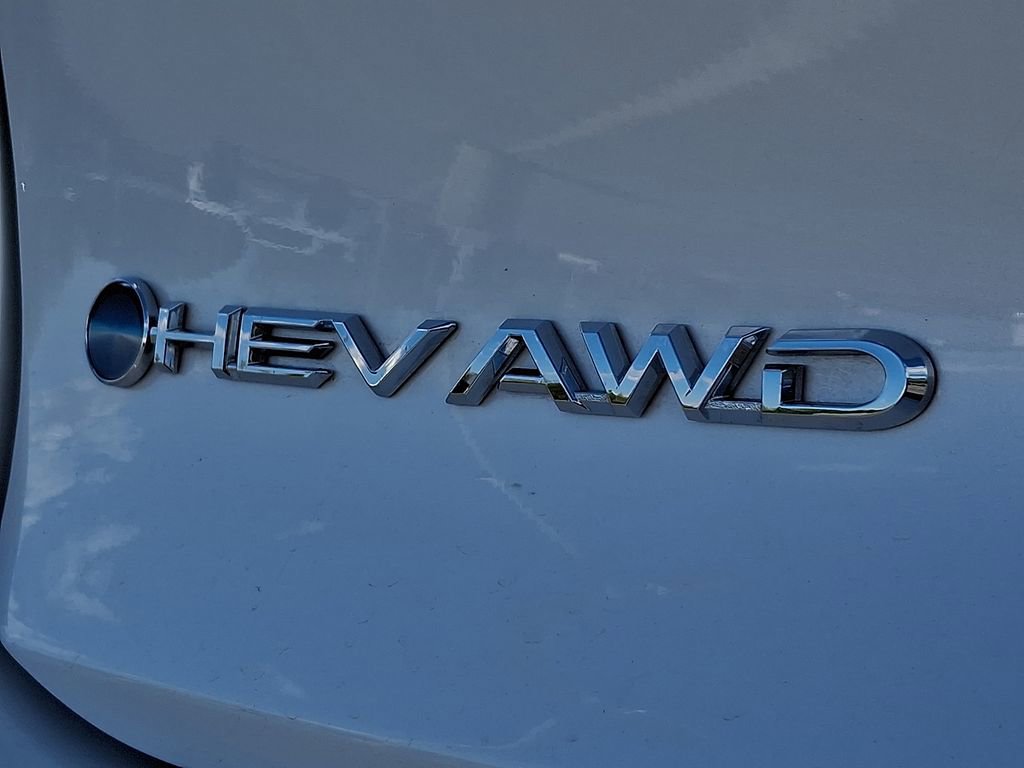 Used 2024 Toyota Crown w/ Advanced Technology Package AWD/4WD image 29
