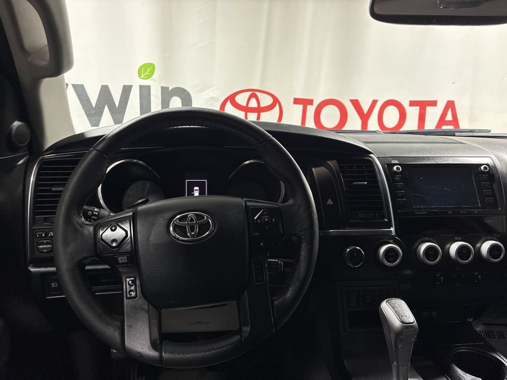 Used 2020 Toyota Sequoia TRD Pro AWD/4WD image 22