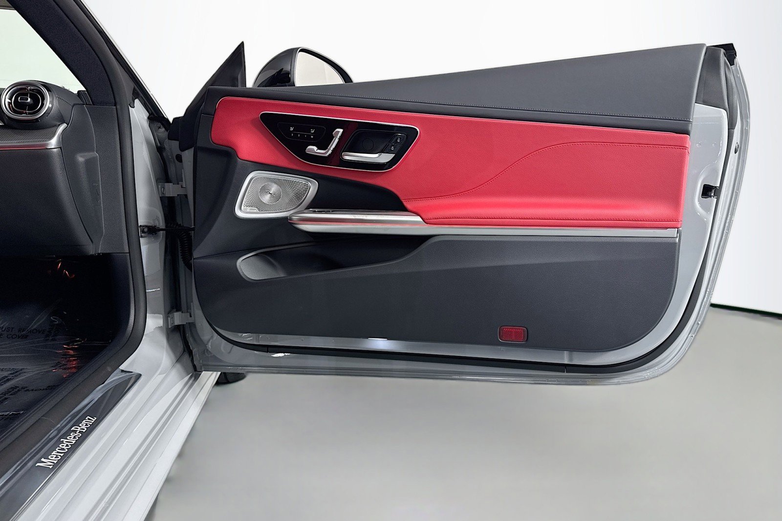 New 2026 Mercedes-Benz CLE 450 4MATIC Coupe image 23