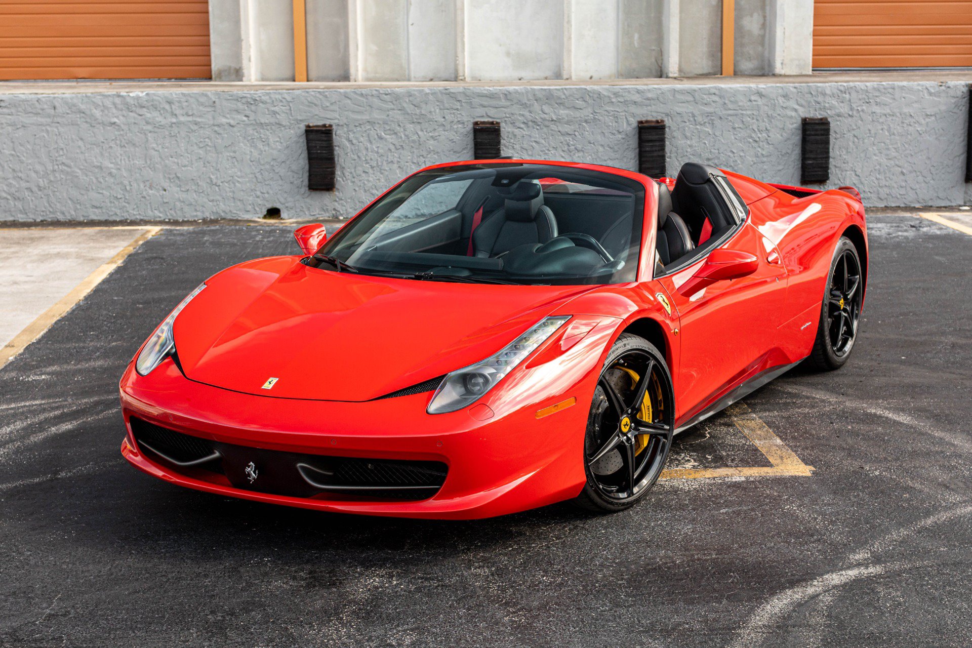 Used 2013 Ferrari 458 Spider RWD image 25