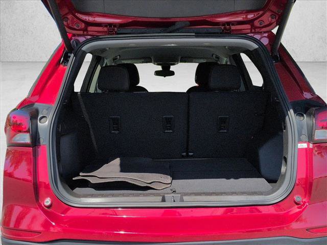 Used 2023 Chevrolet Equinox LT FWD image 19