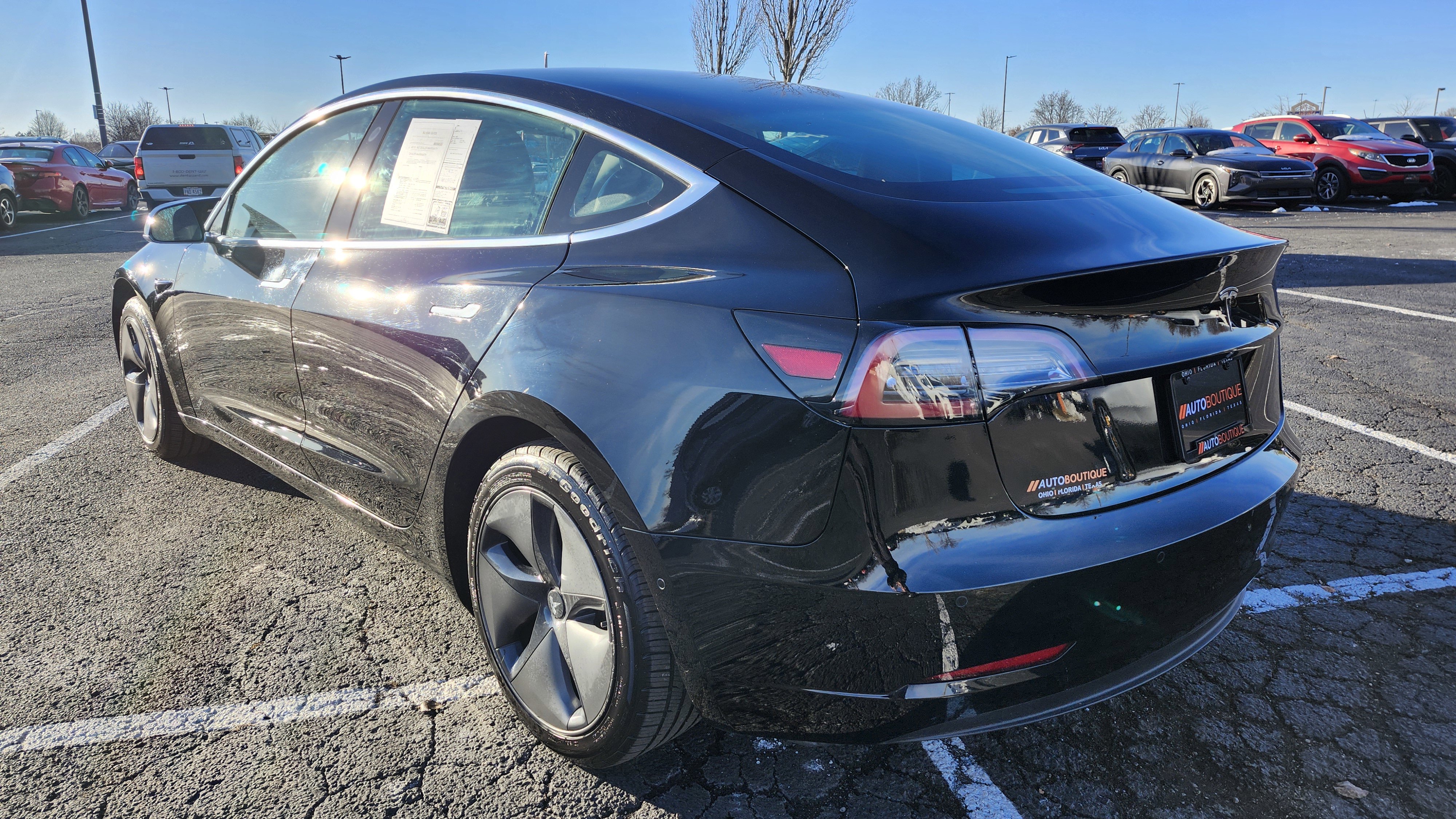 Used 2019 Tesla Model 3 Standard Range image 14