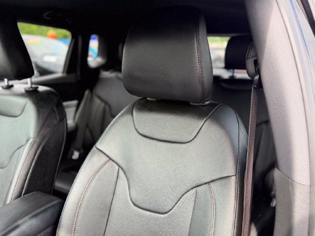 Used 2023 Jeep Compass Latitude AWD/4WD image 8