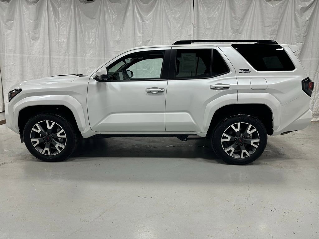 Used 2025 Toyota 4Runner TRD Sport Premium image 4