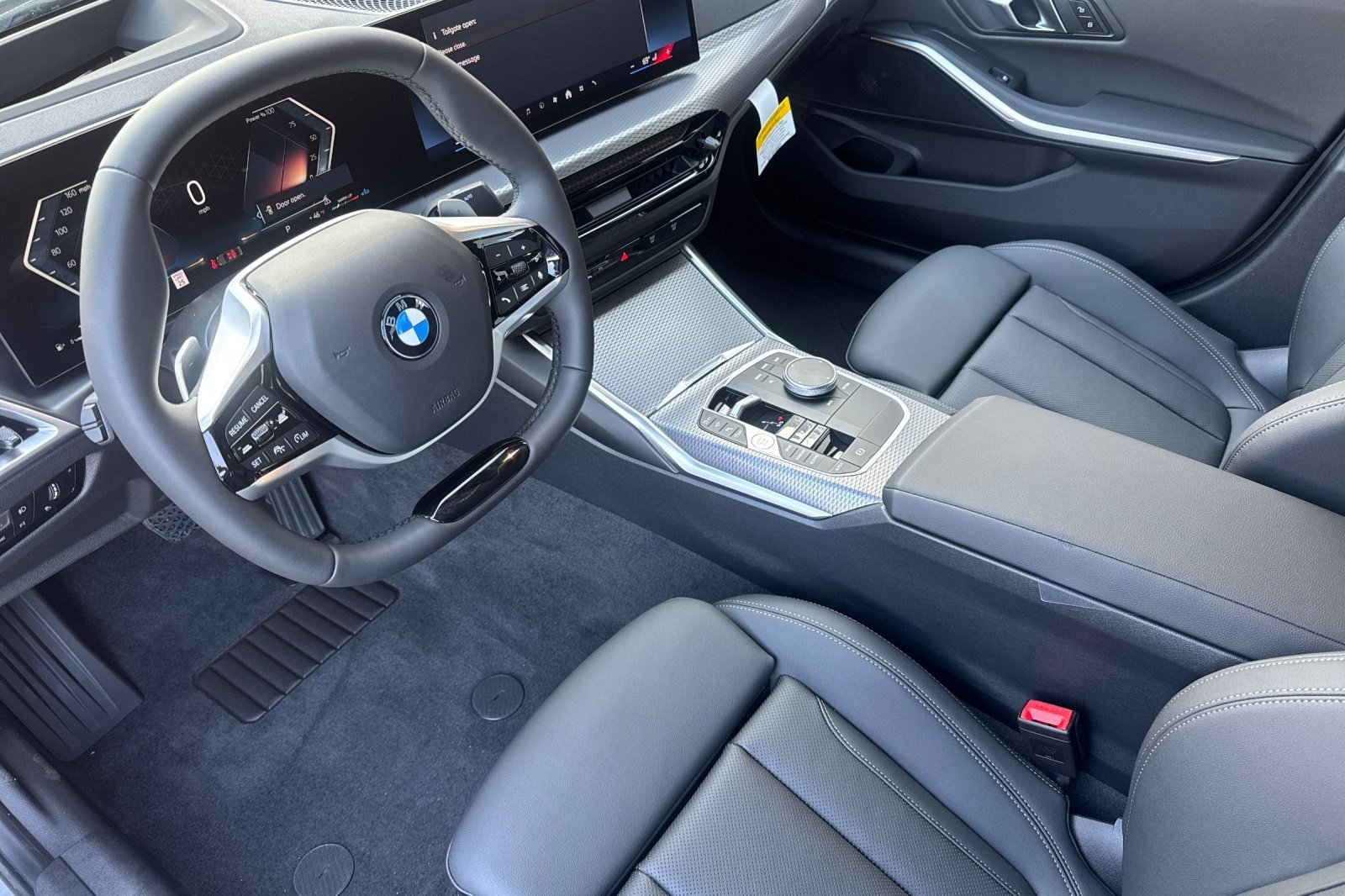 Used 2026 BMW 330i Sedan w/ Premium Package RWD image 4