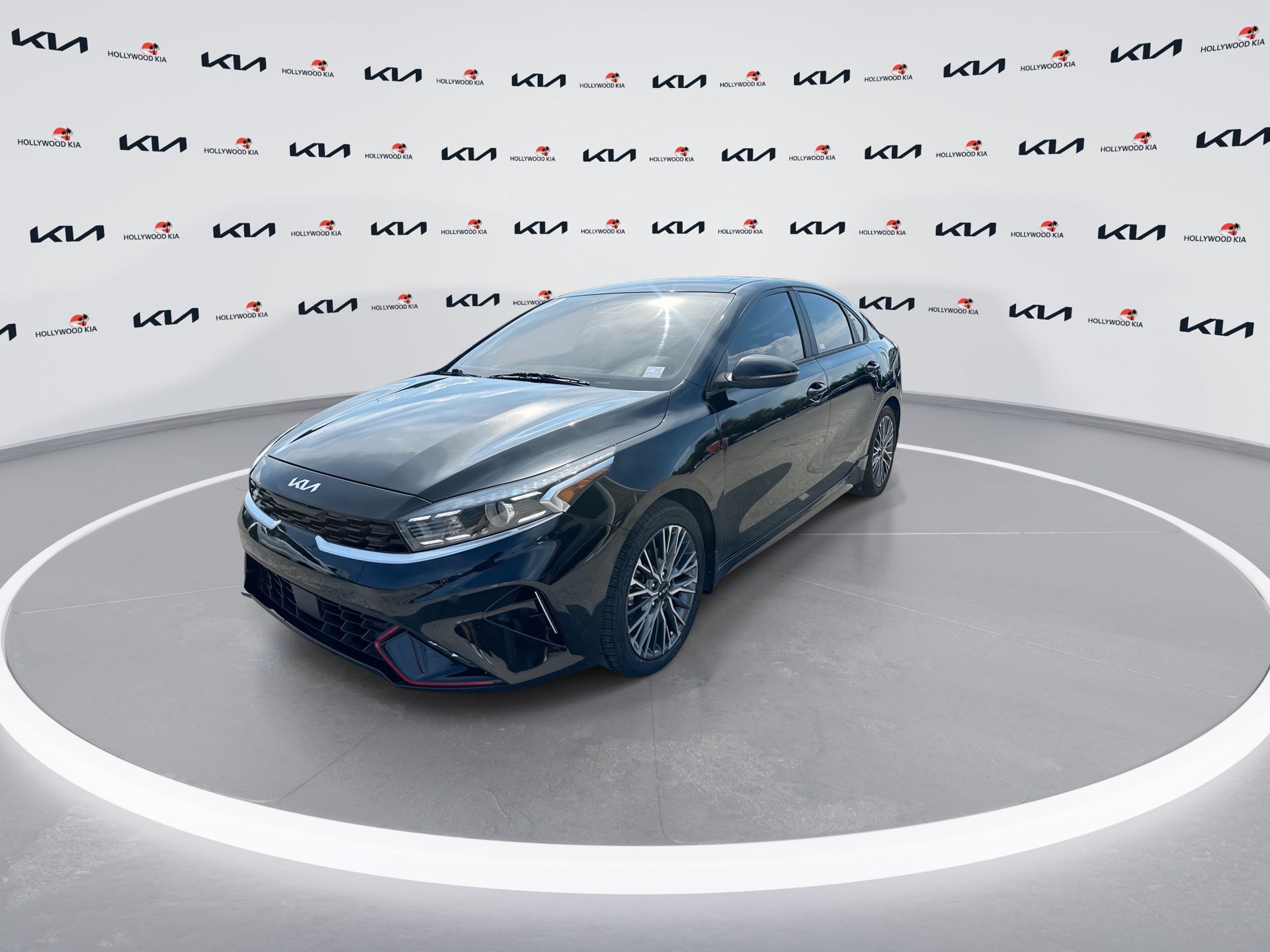 Certified 2023 Kia Forte GT-Line w/ GT-Line Premium Package FWD image 4