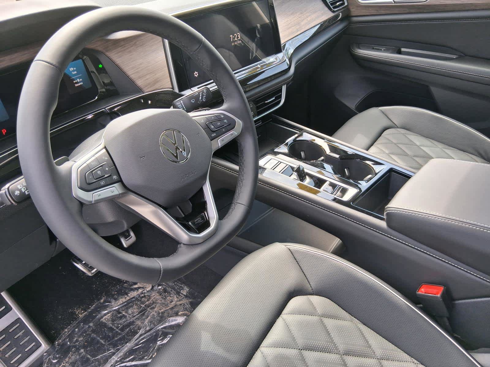 New 2026 Volkswagen Atlas SEL Premium R-Line image 13
