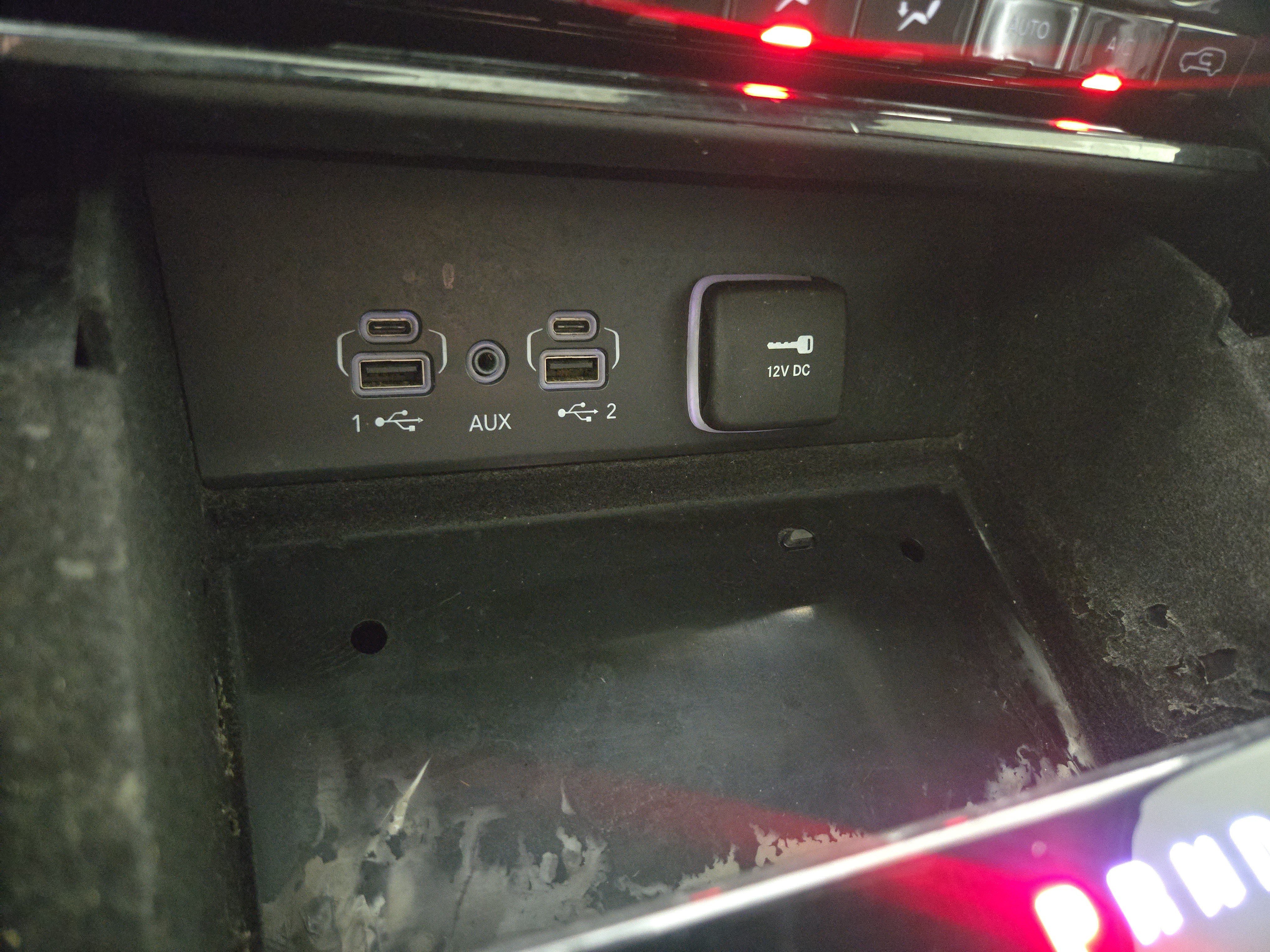 Certified 2023 Jeep Grand Cherokee L Laredo AWD/4WD image 29