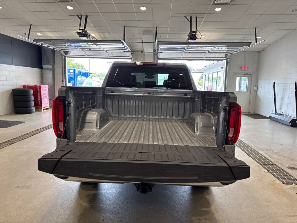 New 2026 GMC Sierra 1500 SLT w/ SLT Convenience Package AWD/4WD image 15
