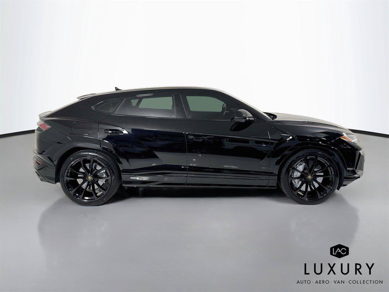Used 2023 Lamborghini Urus S AWD/4WD image 5