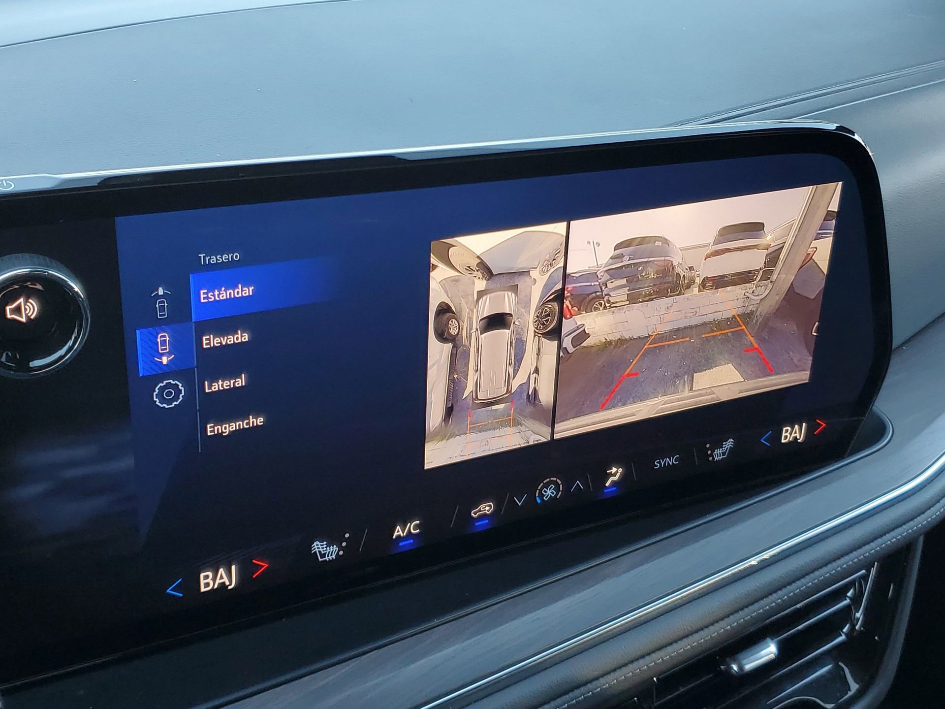 Used 2025 Chevrolet Tahoe Z71 image 28