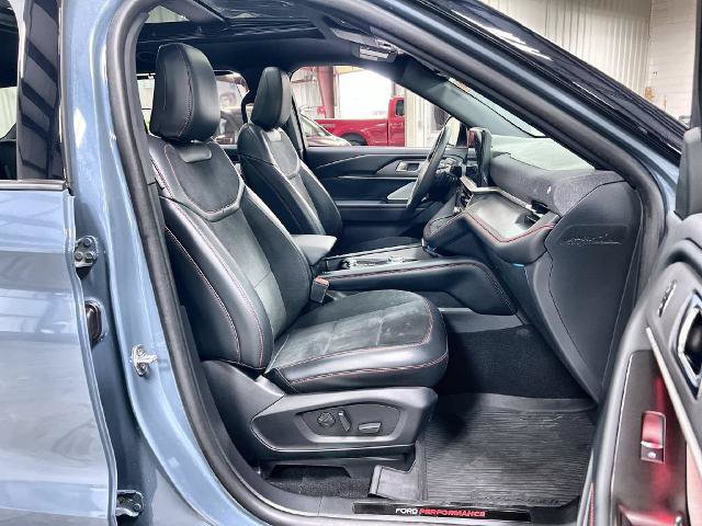 Certified 2025 Ford Explorer ST AWD/4WD image 29