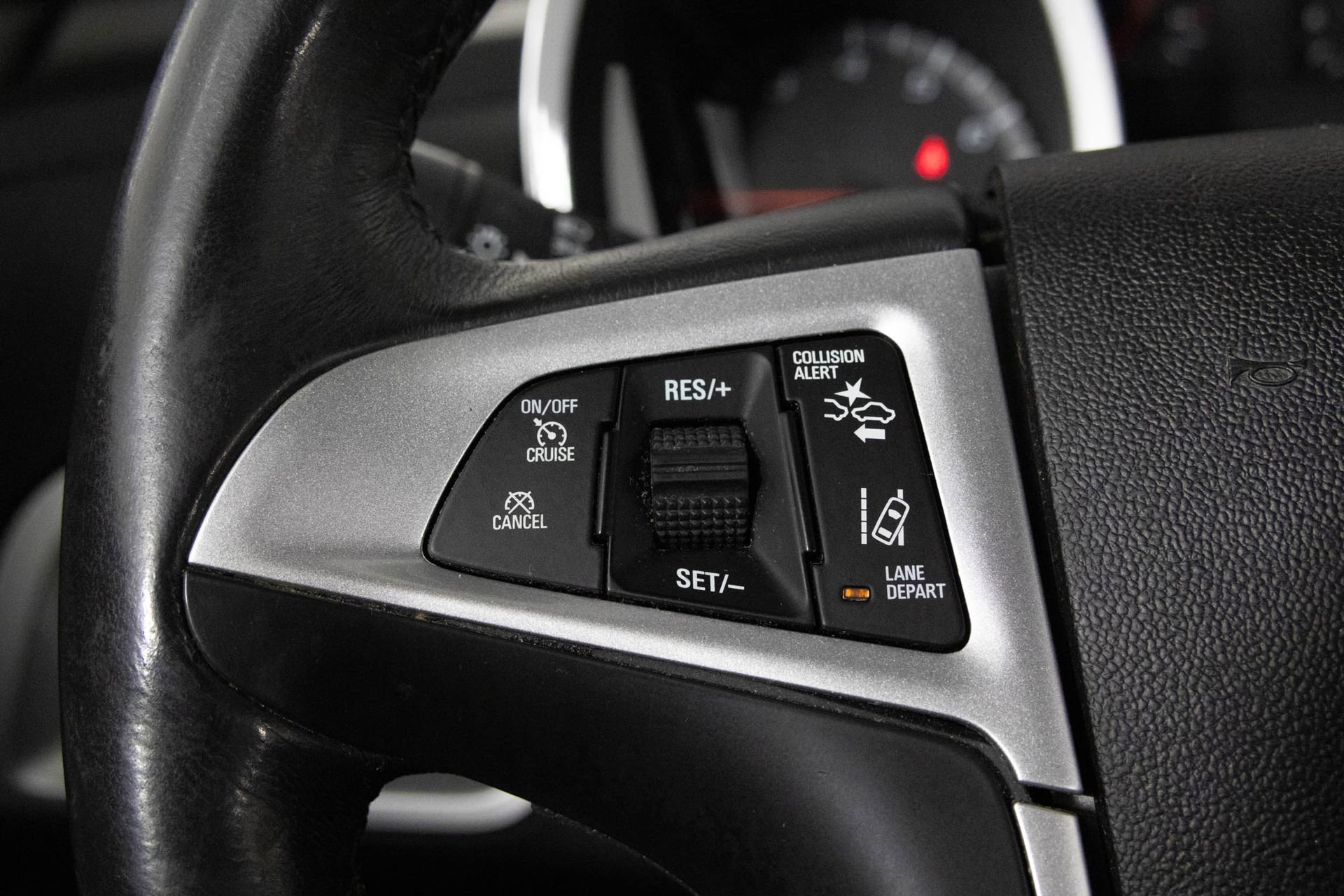 Used 2015 Chevrolet Equinox LTZ image 29