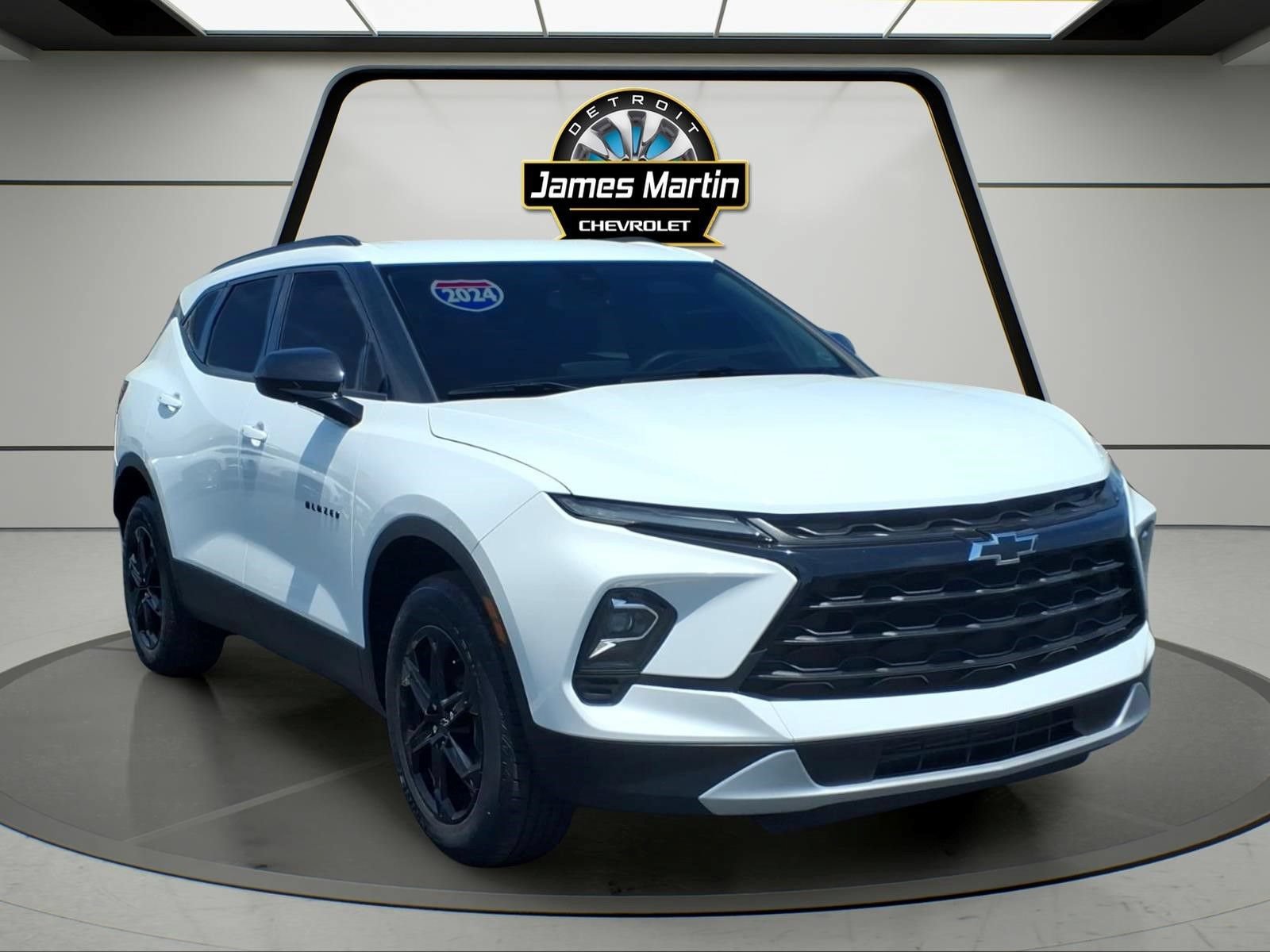 Certified 2024 Chevrolet Blazer LT w/ Convenience Package FWD image 3