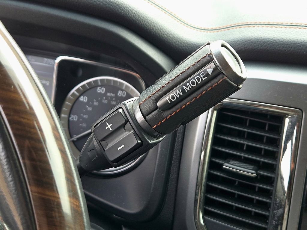 Used 2018 Nissan Titan Platinum Reserve w/ Platinum Utility Package image 15