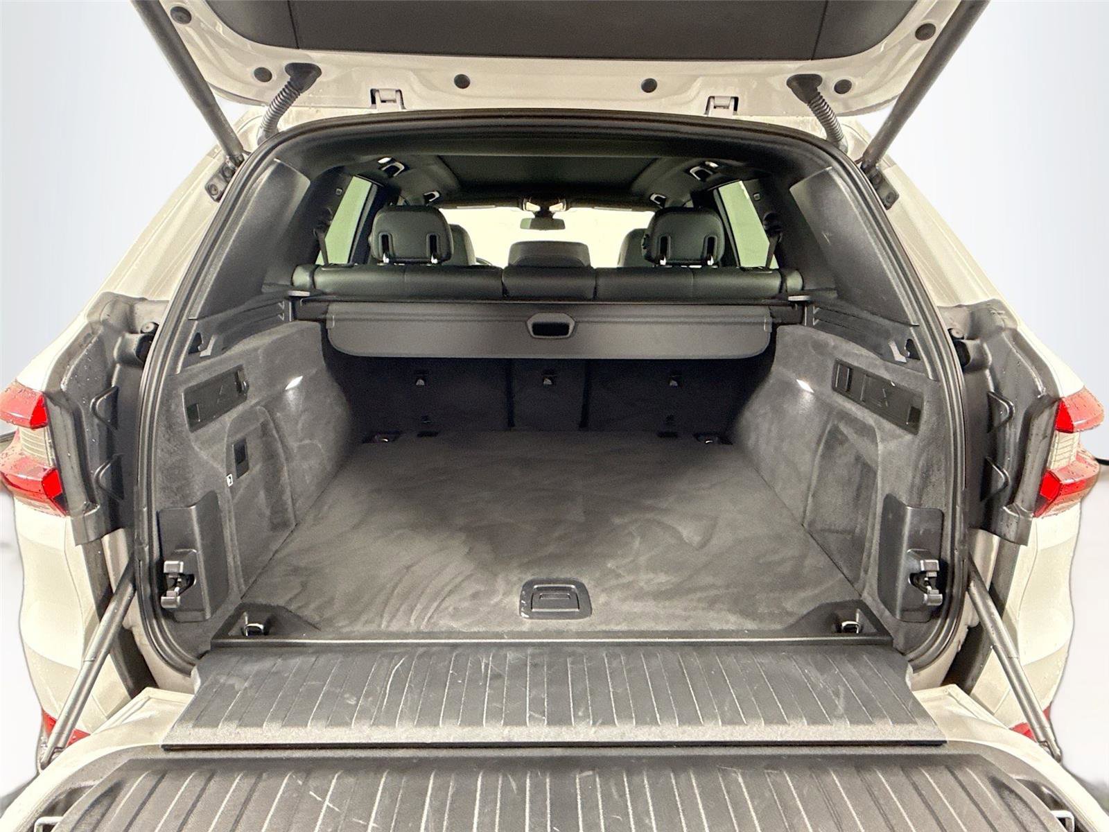 Used 2023 BMW X5 sDrive40i w/ Premium Package image 44