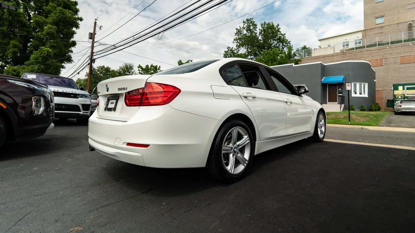 Used 2013 BMW 328i xDrive Sedan AWD/4WD image 3