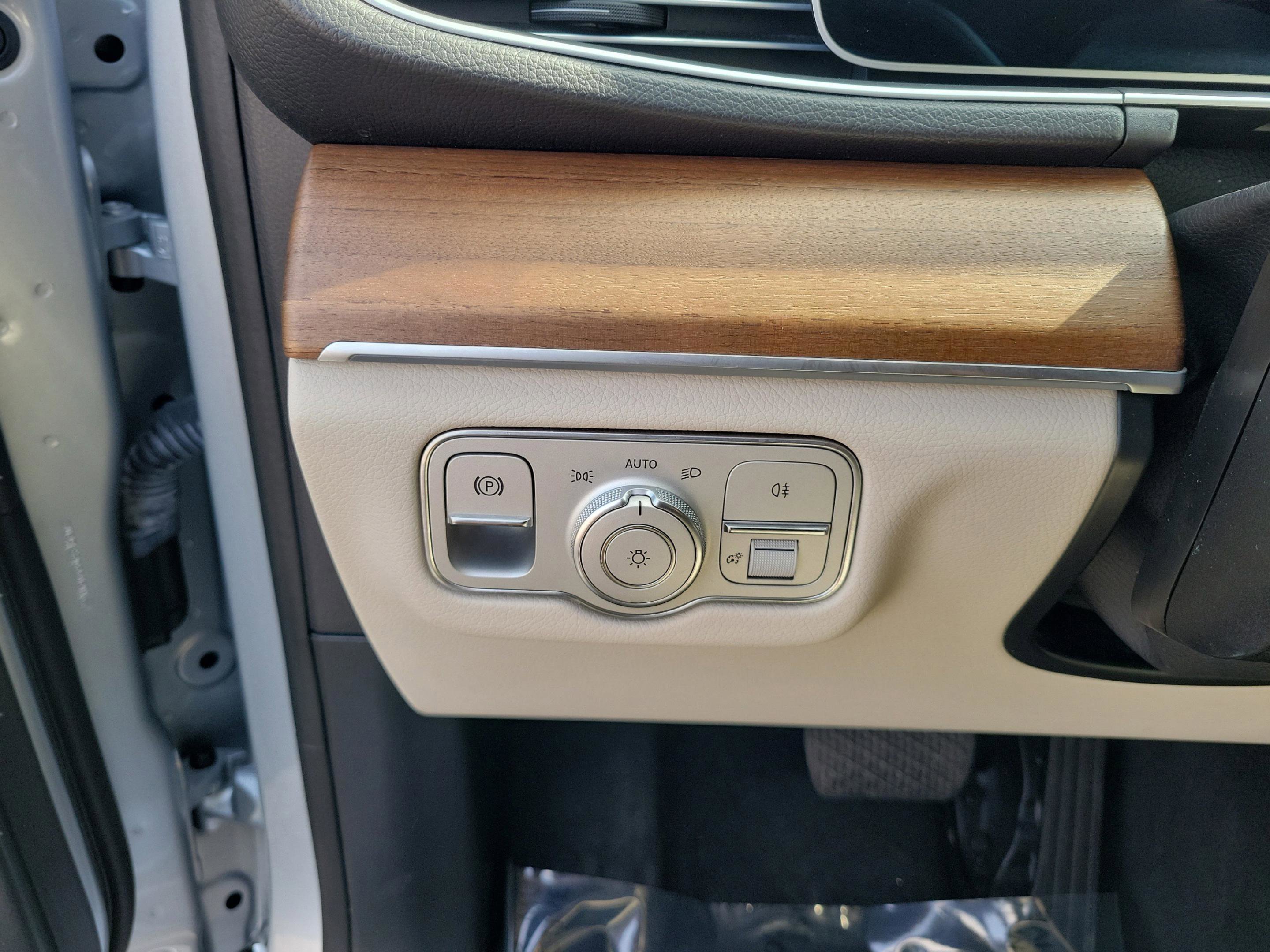 Certified 2024 Mercedes-Benz GLE 350 4MATIC image 65