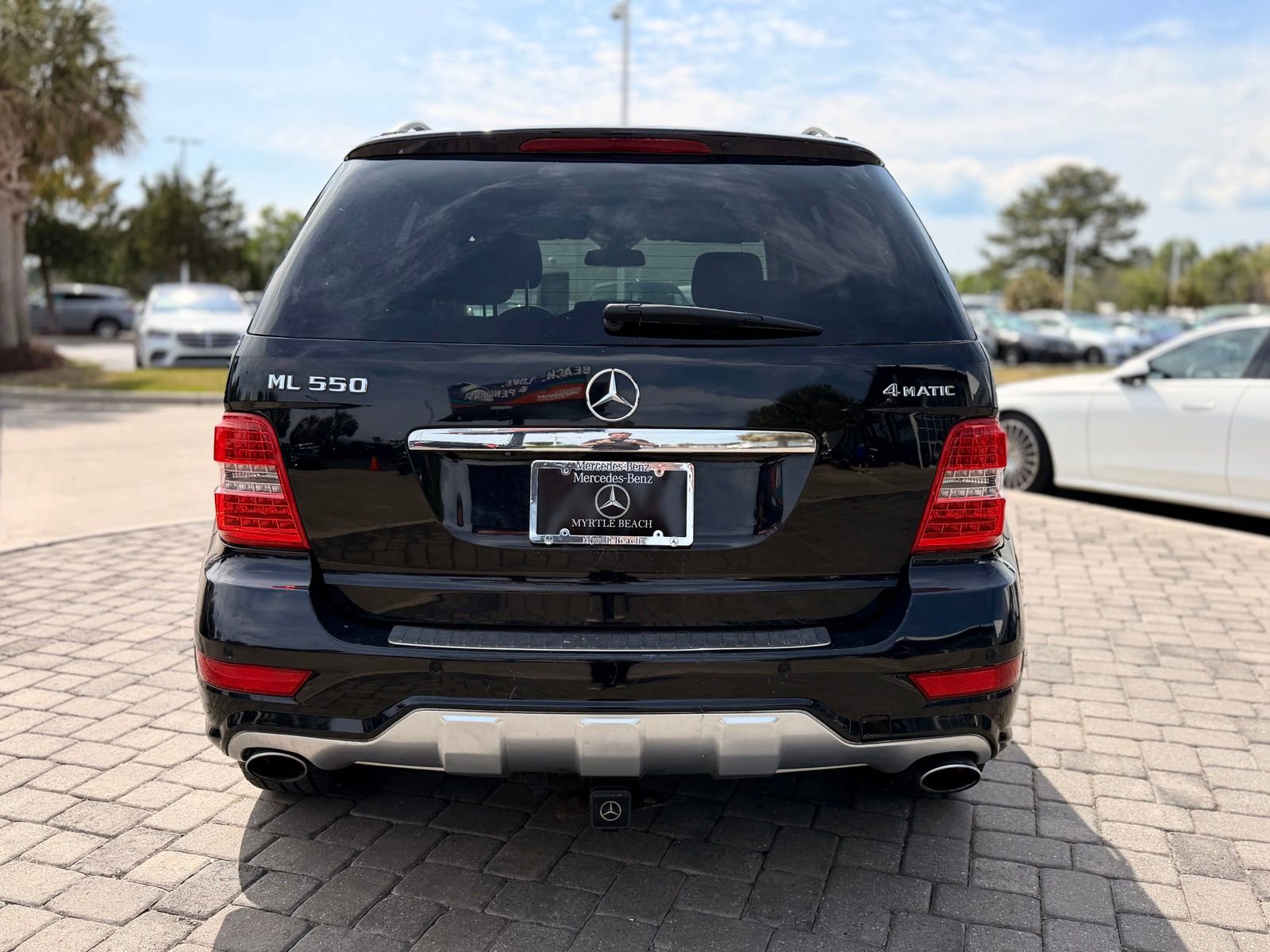 Used 2011 Mercedes-Benz ML 550 4MATIC image 9