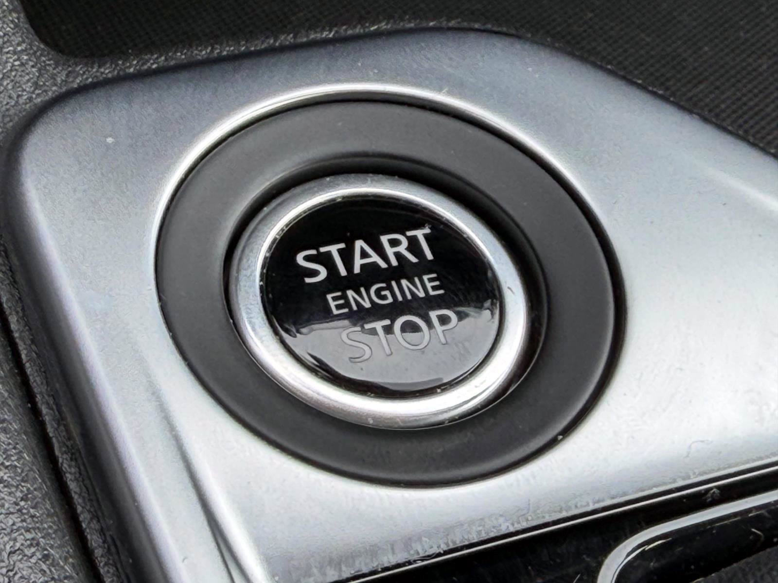Used 2024 Nissan Sentra SV FWD image 29