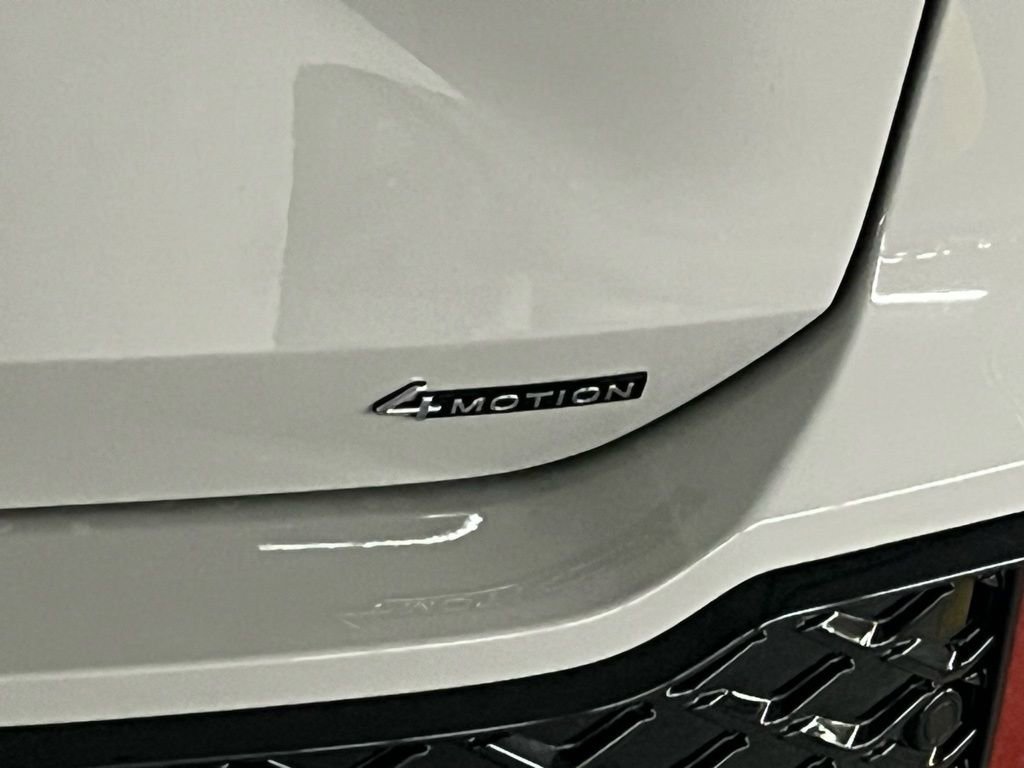 New 2026 Volkswagen Tiguan SEL R-Line image 37