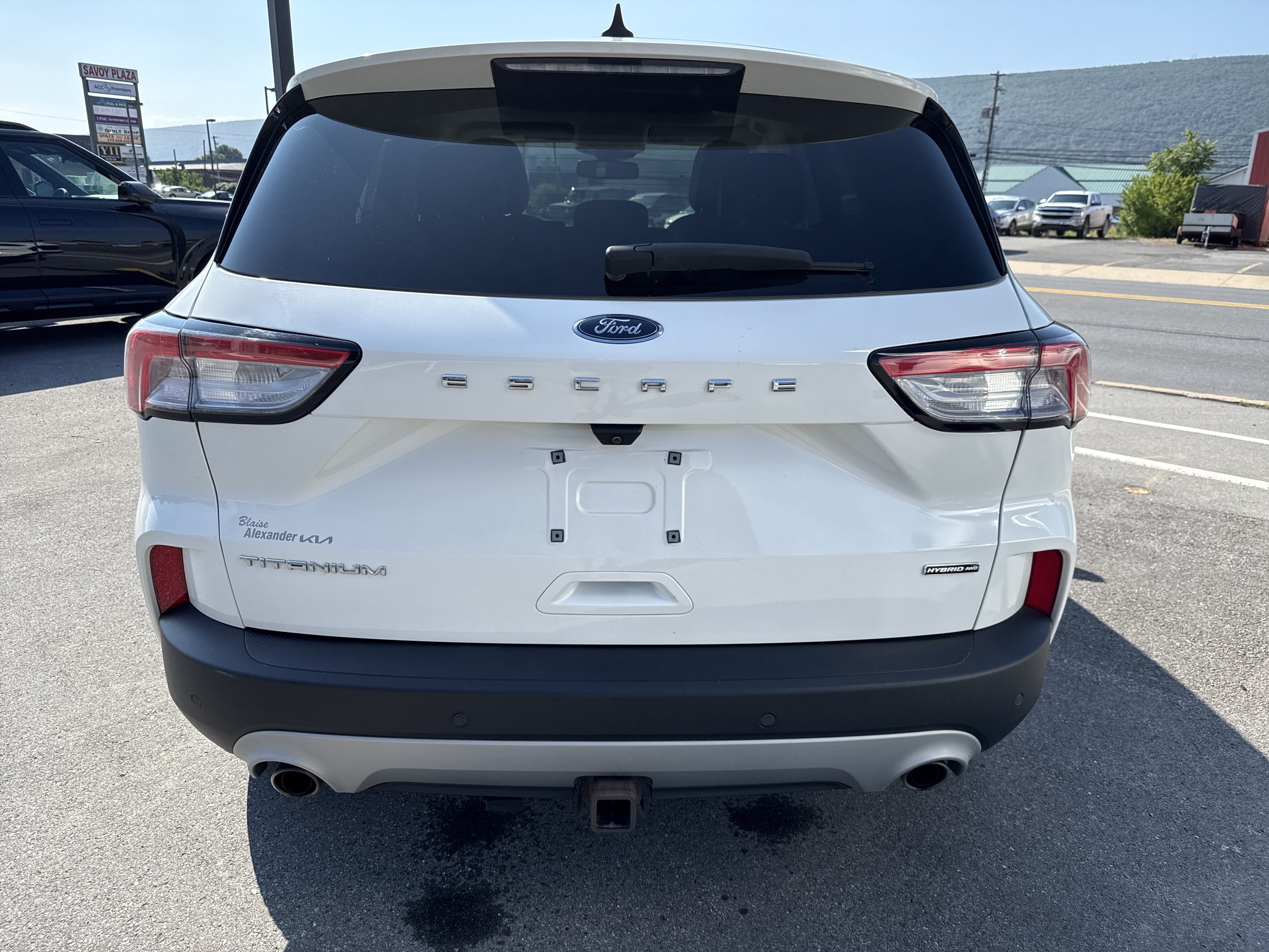 Used 2022 Ford Escape Titanium AWD/4WD video 4
