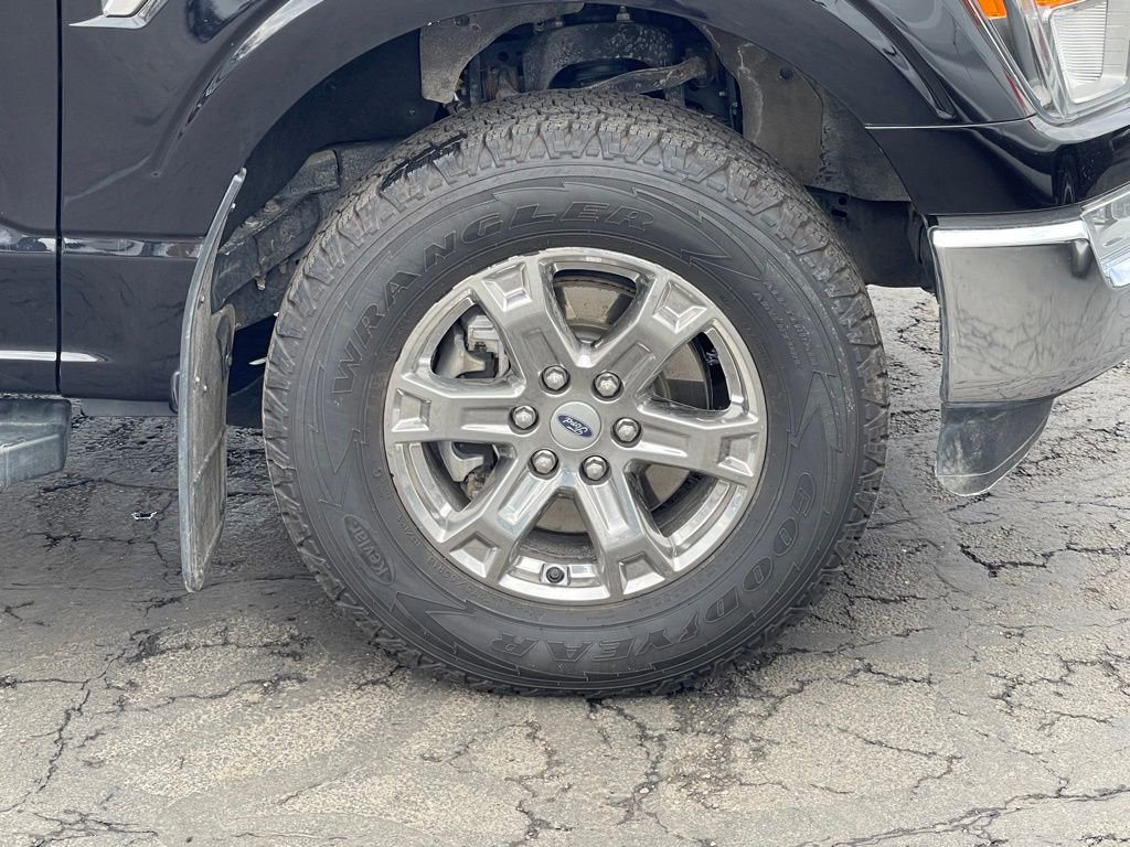 Used 2022 Ford F150 XLT w/ XTR Package image 10