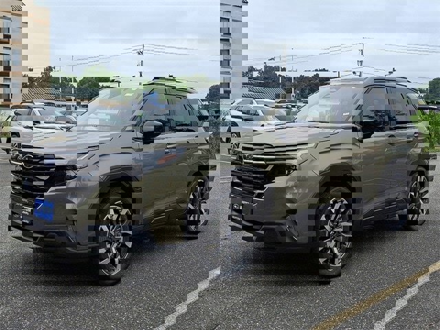 New 2025 Subaru Forester Touring image 3