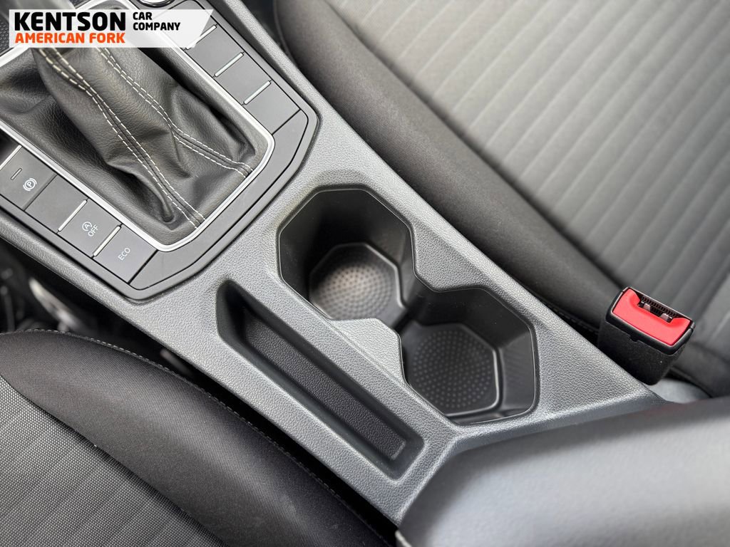 Used 2025 Volkswagen Jetta S image 27