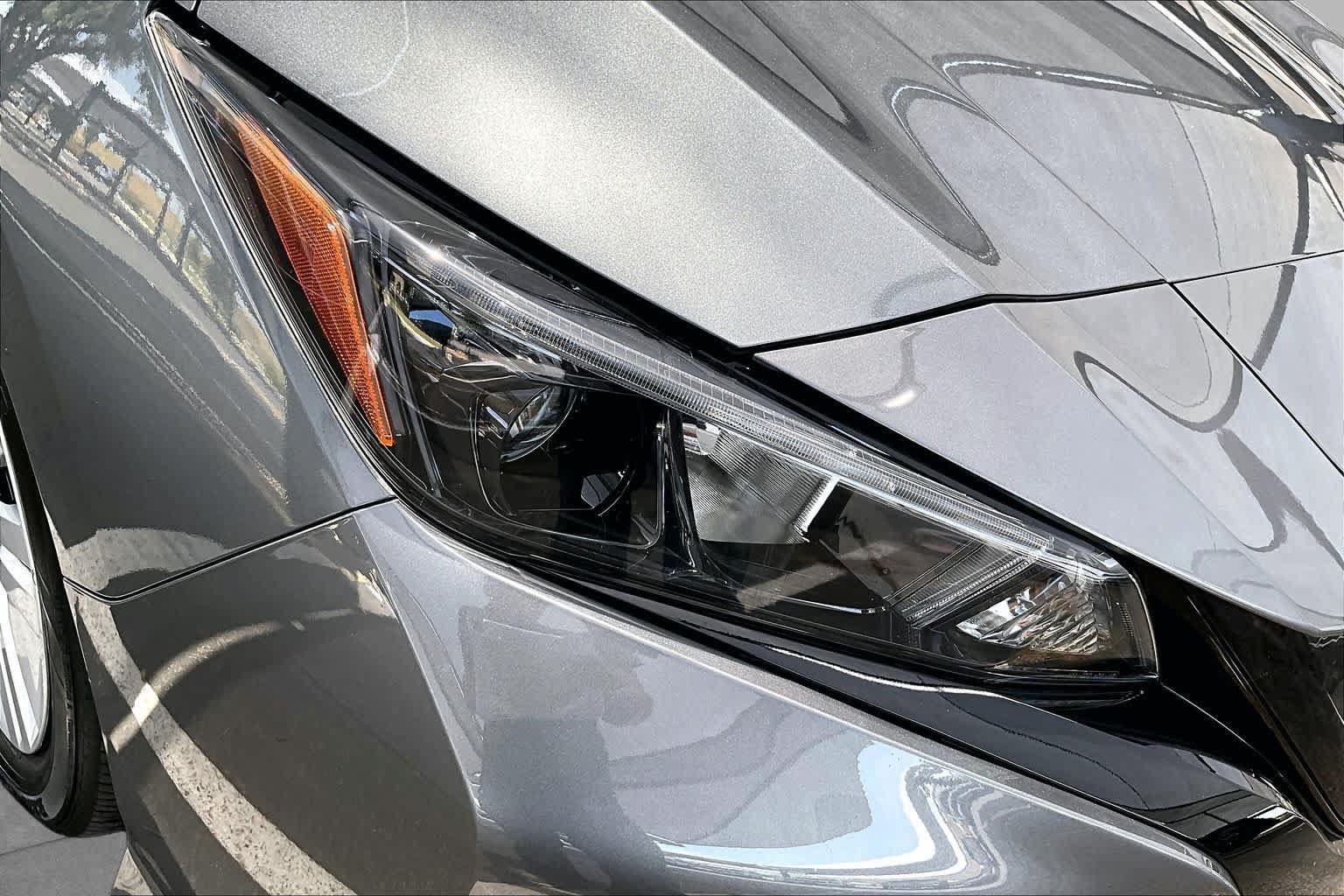 Used 2023 Nissan Leaf S FWD image 27