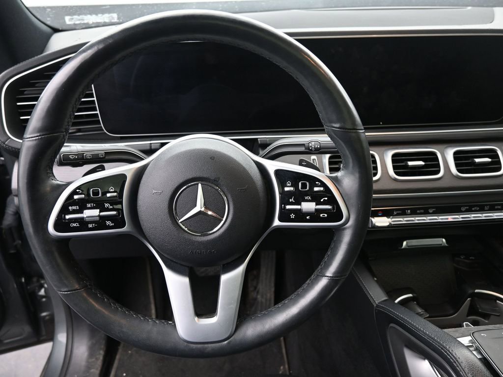 Used 2020 Mercedes-Benz GLS 450 4MATIC image 25