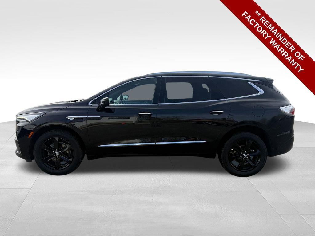 Used 2023 Buick Enclave Essence w/ Sport Touring Edition image 2