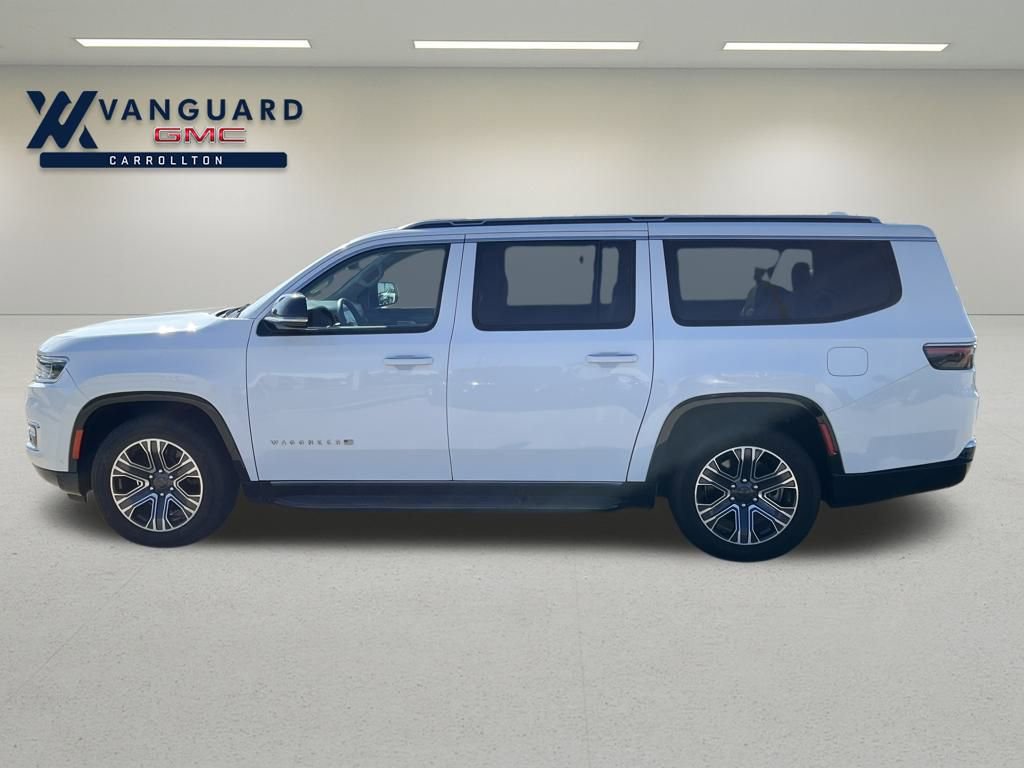 Used 2023 Jeep Wagoneer L Series II image 2