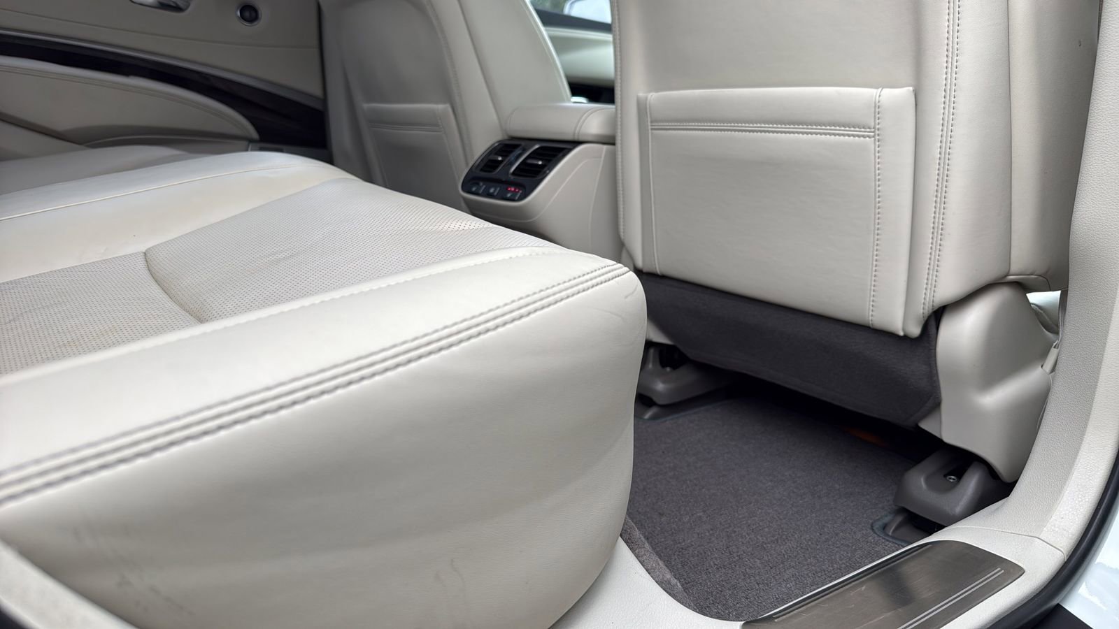 Used 2016 Acura RLX w/ Advance Package FWD image 24